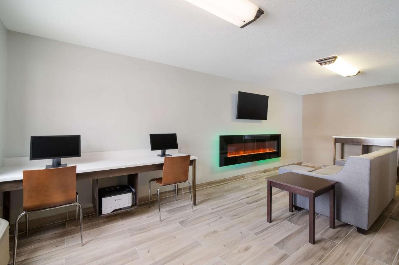 Econo Lodge Williston Dış mekan fotoğraf