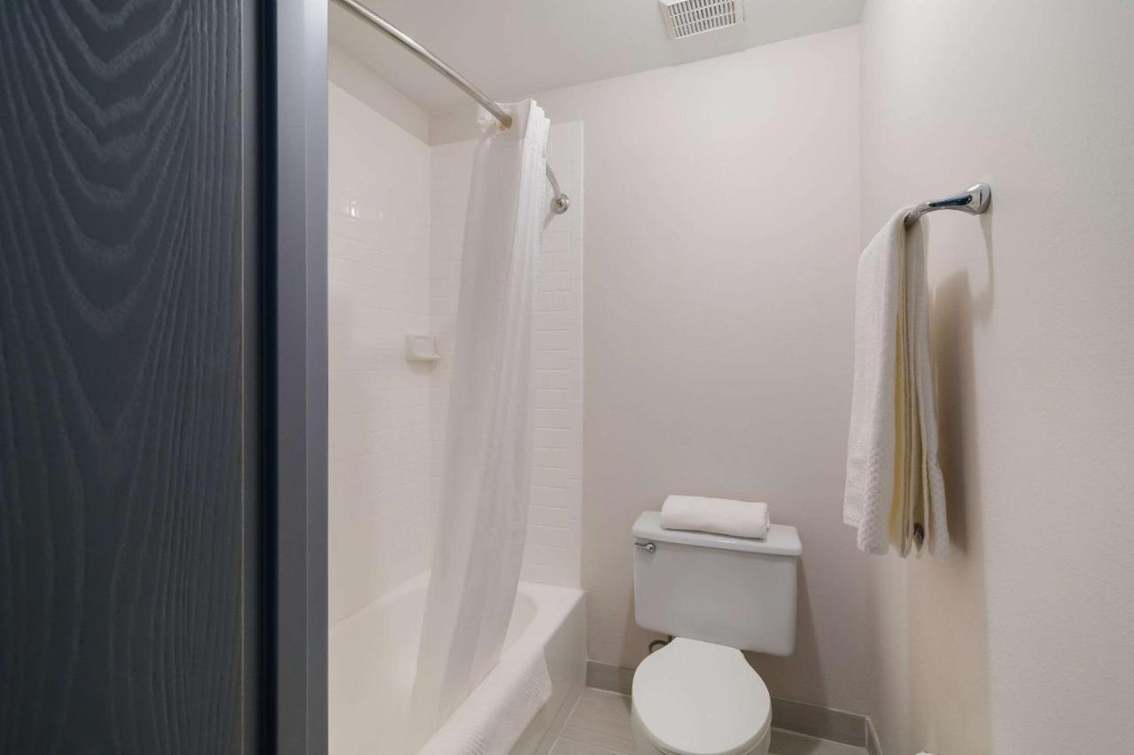 Econo Lodge Williston Dış mekan fotoğraf