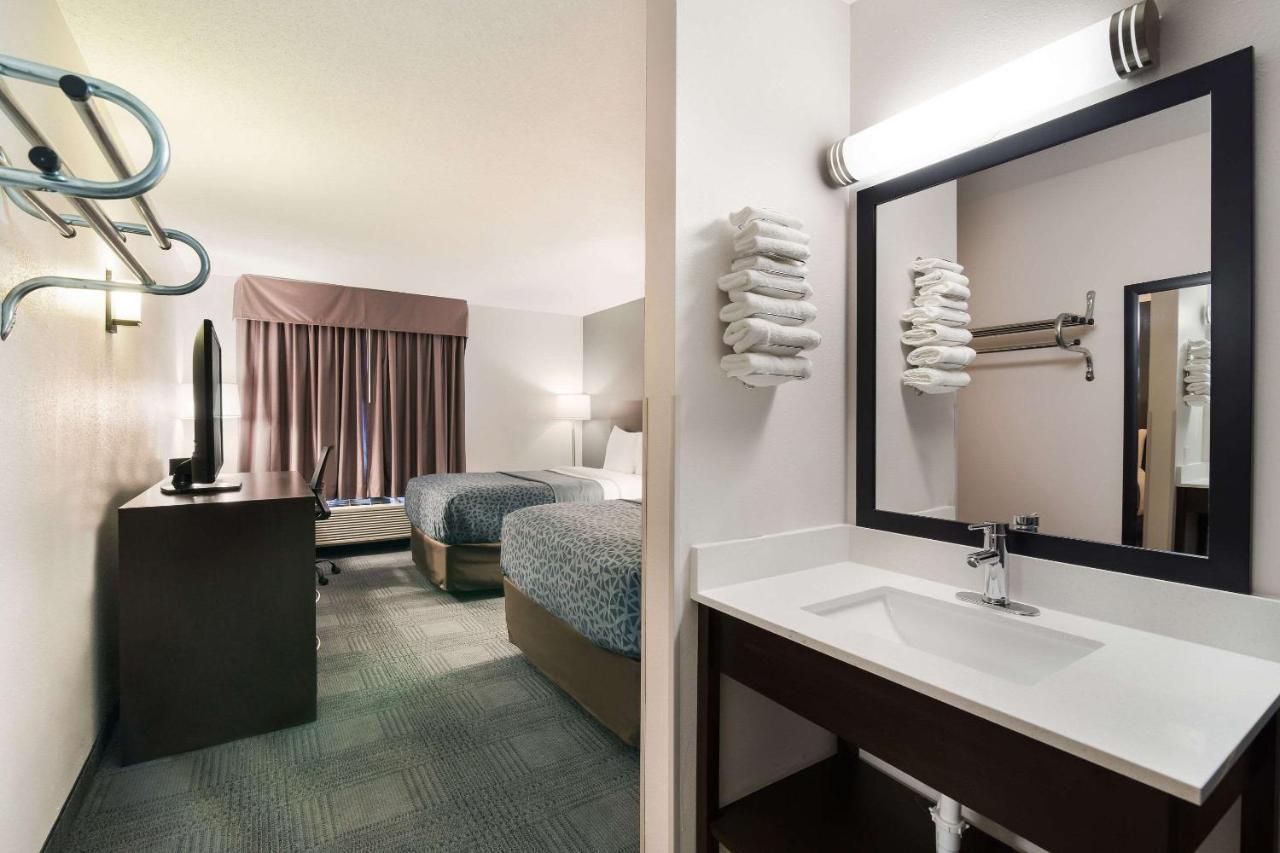 Econo Lodge Williston Dış mekan fotoğraf